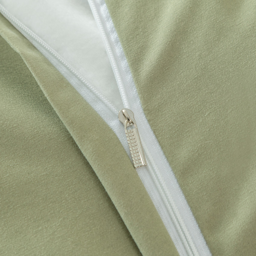 Комплект постельного белья Однотонный Сатин с Вышивкой CH048 Двуспальный Светло-зеленый