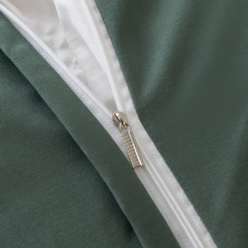 Комплект постельного белья Однотонный Сатин с Вышивкой CH046 Полуторный Серовато-зеленый