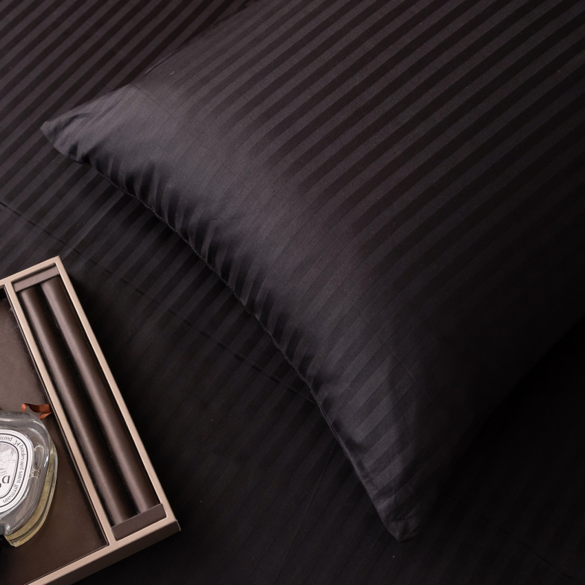 Постельное белье Страйп Сатин Черный 2 спальный, на резинке 180x200x25