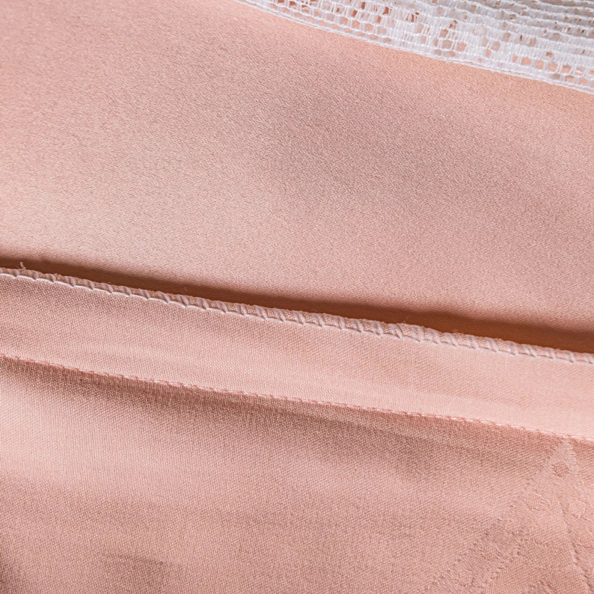 Комплект постельного белья Сатин Жаккард 001 Нежно-розовый Евро наволочки 70x70