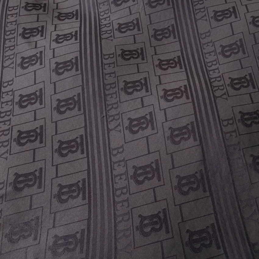 Комплект постельного белья Сатин Жаккард 002 Темно-серый Евро на резинке 140x200x25 наволочки 70x70