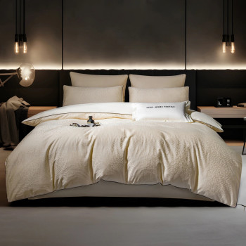 Комплект постельного белья Сатин-Жаккард Тессоро 006 Кремовый Евро простынь на резинке 180х200х30 см 4 наволочки