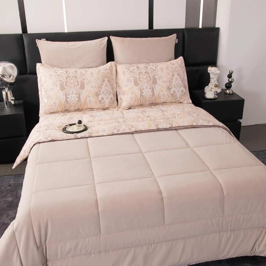 Комплект постельного белья Сатин Velouria Luxe с Одеялом 003 Евро 4 наволочки, простынь на резинке 160x200x25 Комплект постельного белья Сатин Velouria Luxe с Одеялом 003 Евро 4 наволочки, простынь на резинке 160x200x25